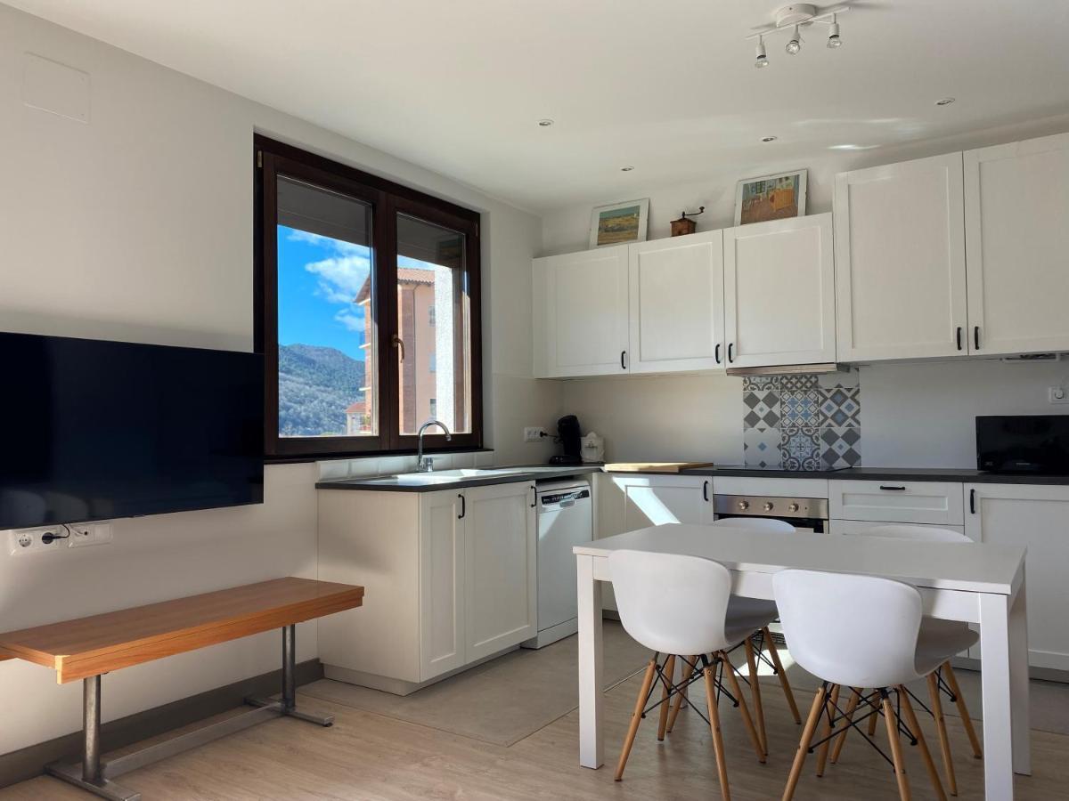 Apartamento Acogedor Сан-Жоан-де-лес-Абадессес Экстерьер фото
