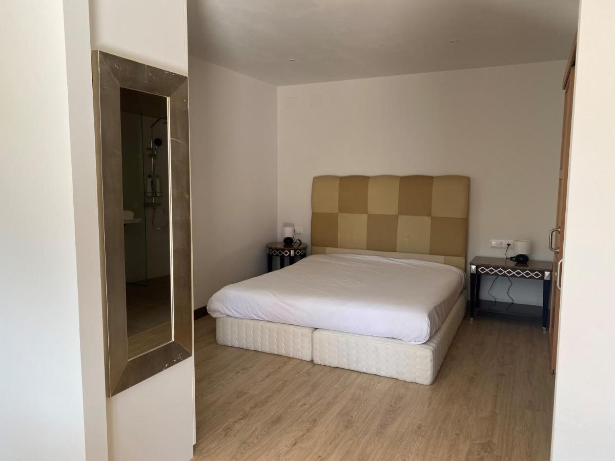 Apartamento Acogedor Сан-Жоан-де-лес-Абадессес Экстерьер фото